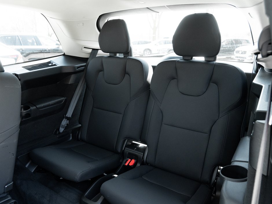 2026 Volvo XC90 B6 AWD PLUS Dark Theme  VOLVO CPO RATE fr 3.49%*-24