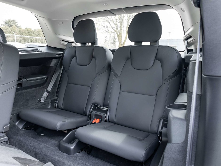 2026 Volvo XC90 Core Bright Theme-25