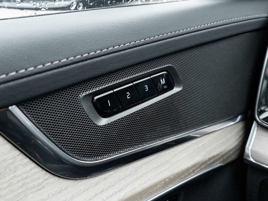 2026 Volvo XC90 Plus Dark Theme-15
