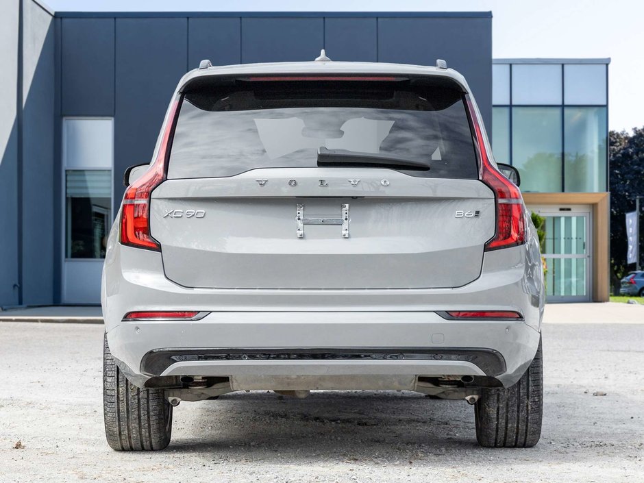 2026 Volvo XC90 Plus Dark Theme-5