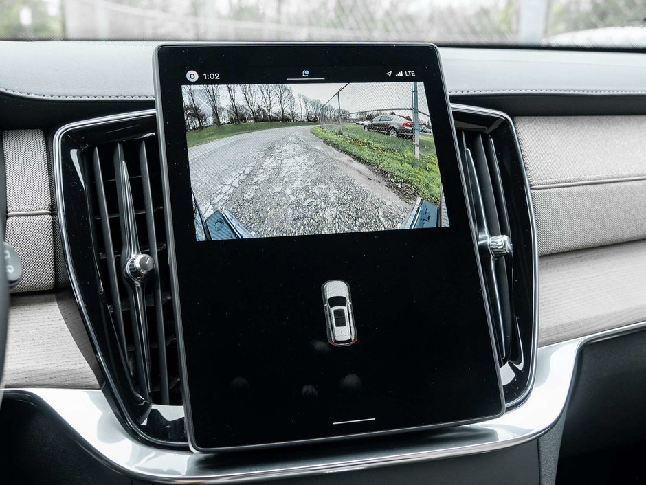 2026 Volvo XC90 B6 AWD Ultra Dark Theme  CPO RATE fr 2.99%*-12