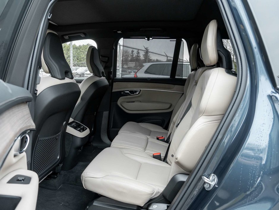 2026 Volvo XC90 B6 AWD Ultra Dark Theme  CPO RATE fr 2.99%*-23