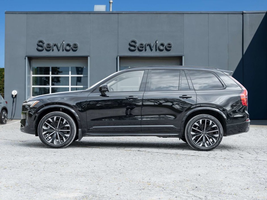 2026 Volvo XC90 Plus Dark Theme-2