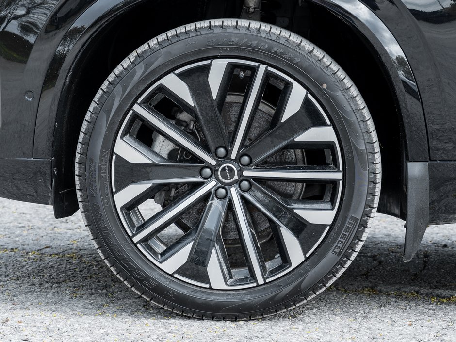 2026 Volvo XC90 B6 AWD PLUS Dark Theme  GREAT VALUE  APR fr 2.99%*-3