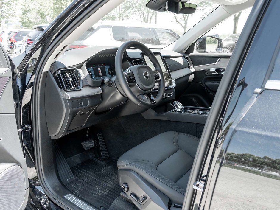 2026 Volvo XC90 Core Bright Theme-6
