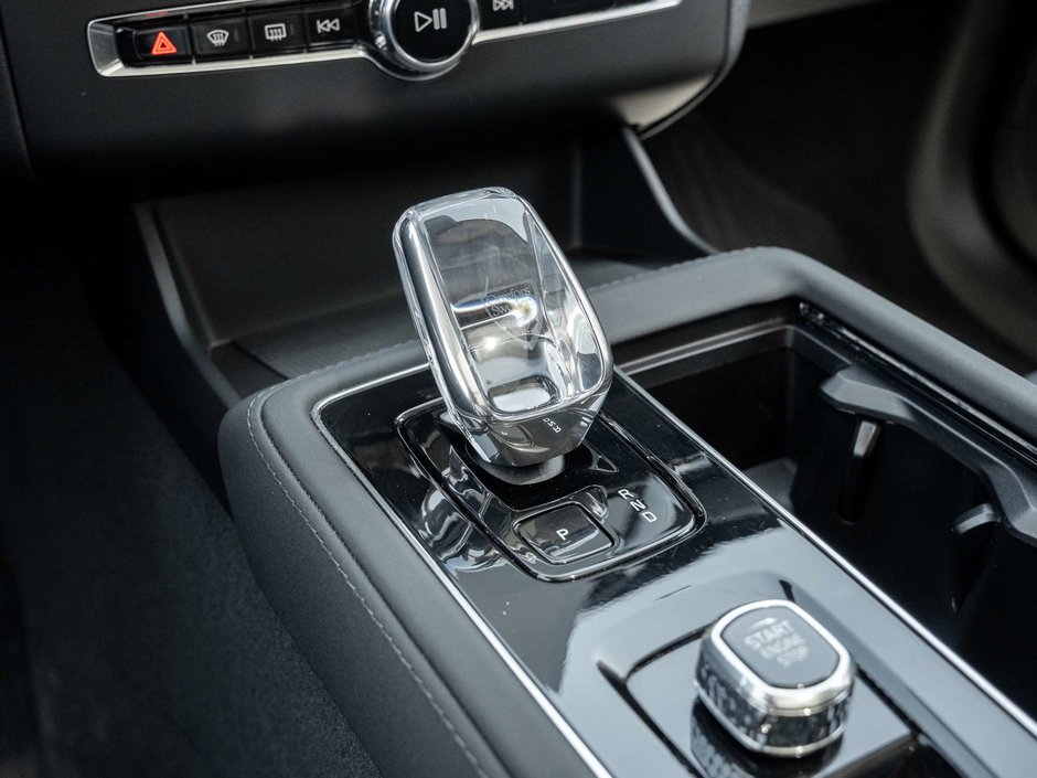 2026 Volvo XC90 Core Bright Theme-14