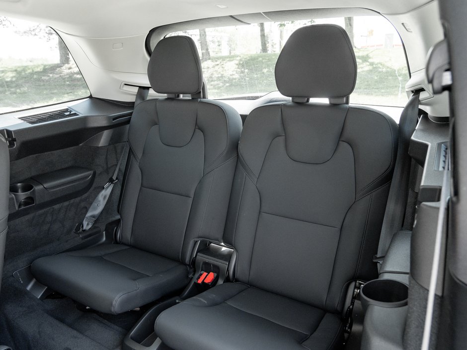 2026 Volvo XC90 B6 AWD Core 7-Seater  SPECIAL CPO INTEREST RATE*-23