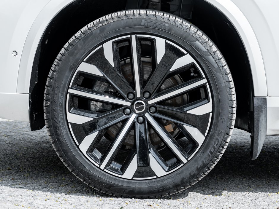 2026 Volvo XC90 B6 AWD PLUS 7-Seater  REAR CAMERA WASHER  2.99%*-3