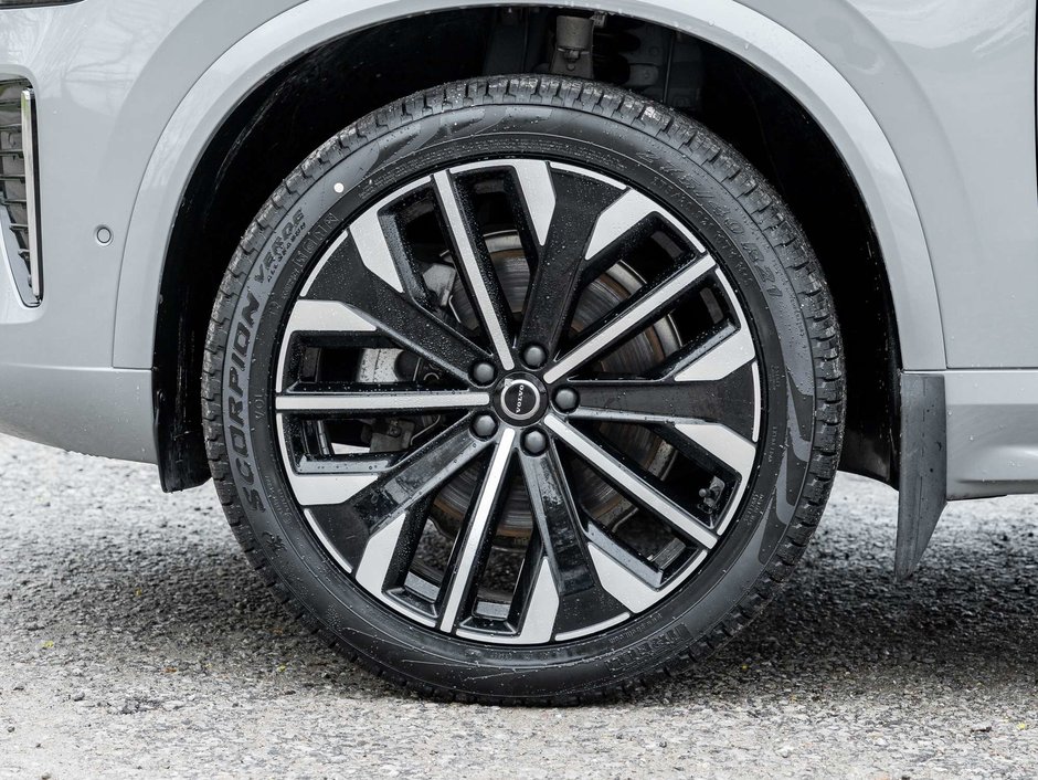 2026 Volvo XC90 Plus Bright Theme-3