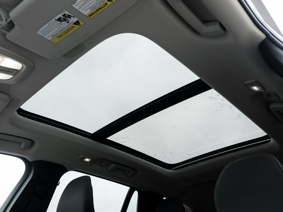 2026 Volvo XC90 B6 AWD Core 7-Seater  CPO FINANCE RATE fr 2.99%*-20