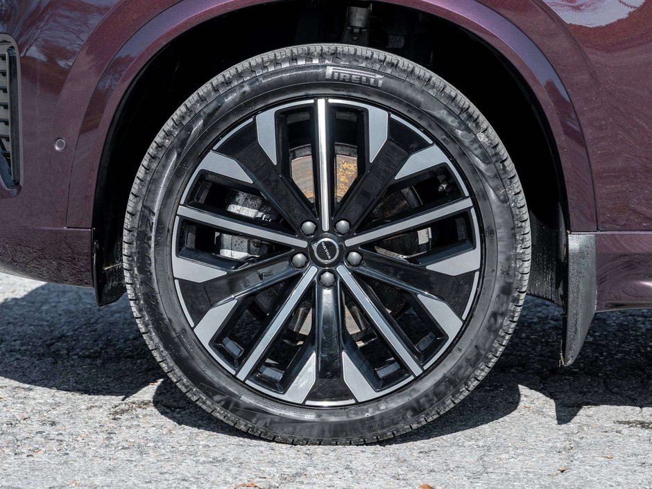 Volvo XC90 PLUS^Foldable Hitch^Harman Kardon^Rate fr 2.99%* 2026-3