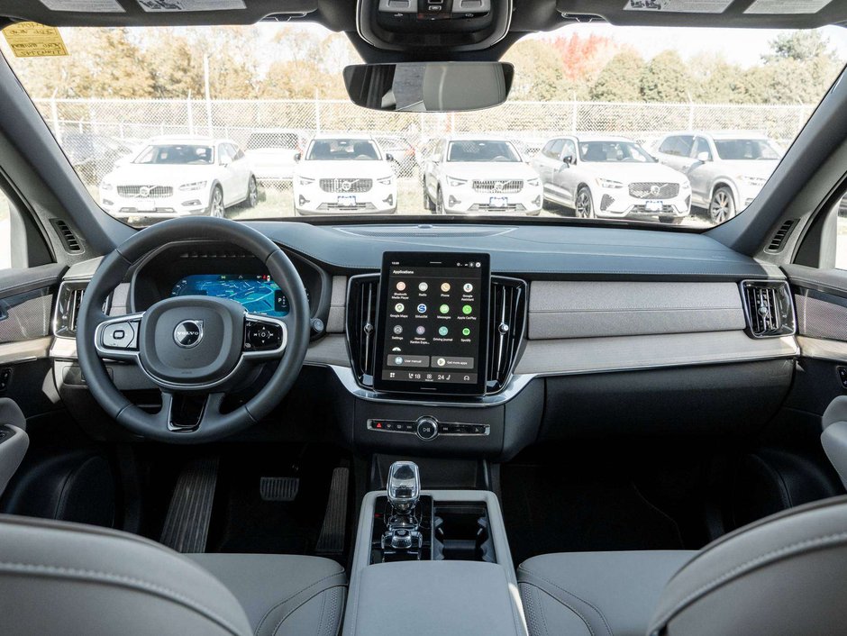 Volvo XC90 PLUS^Foldable Hitch^Harman Kardon^Rate fr 2.99%* 2026-26