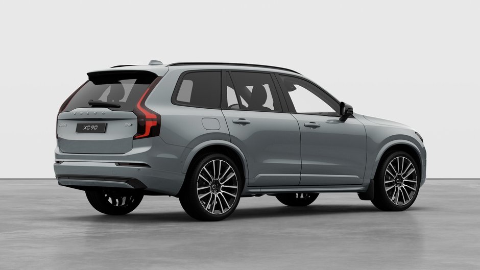 2027 Volvo XC90 B6 AWD Plus Dark Theme 7-Seater-3