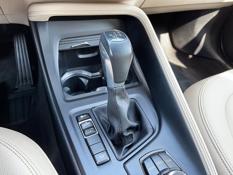 2018 BMW X1 XDrive28i-14