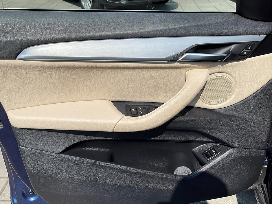 2018 BMW X1 XDrive28i-10