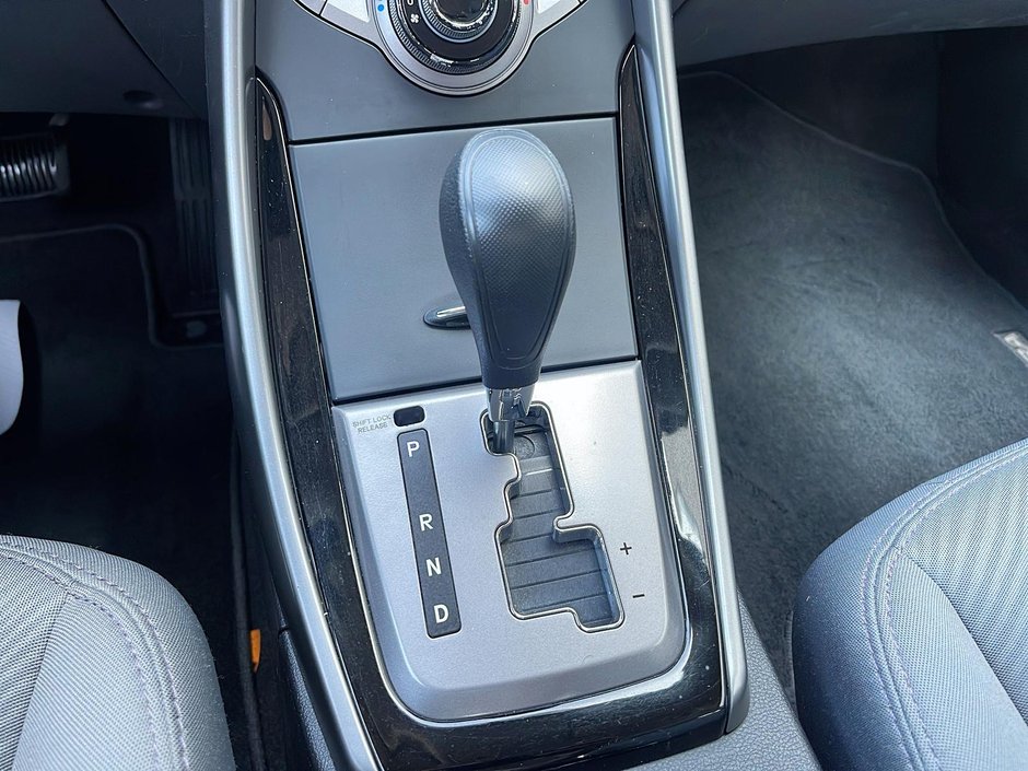 Hyundai Elantra L 2013-14