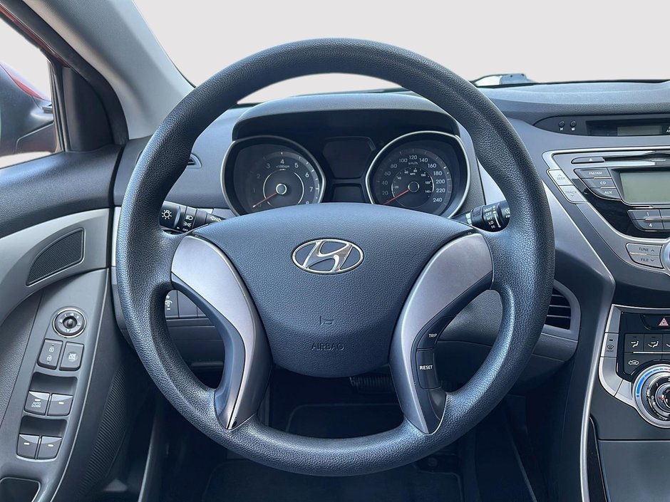 Hyundai Elantra L 2013-11
