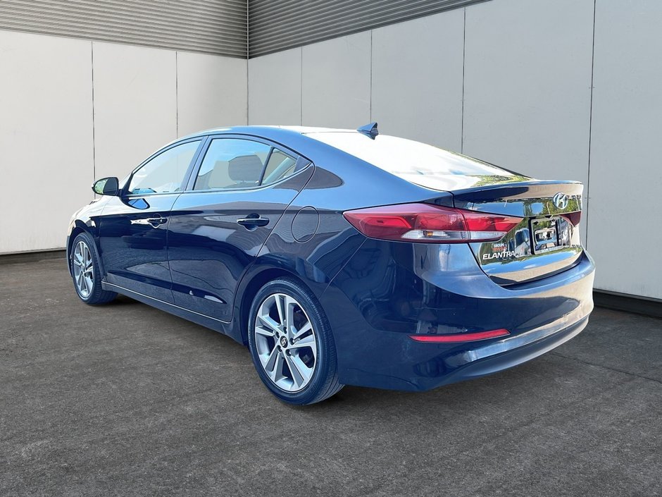 Hyundai Elantra GLS 2017-3