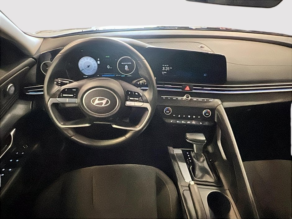2025 Hyundai Elantra Preferred Mags Sièges Chauffants-9