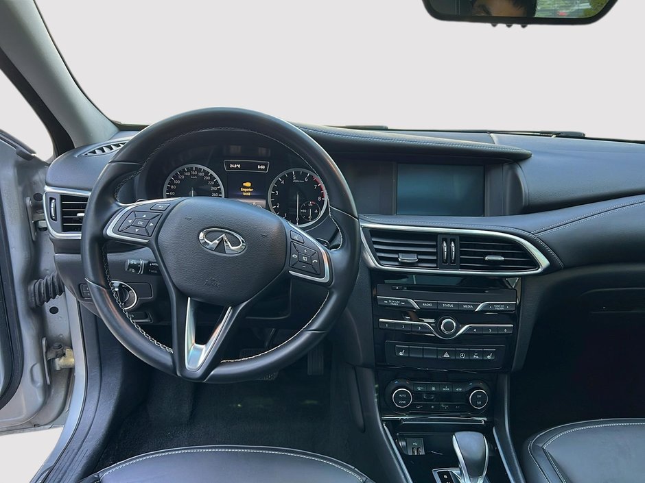 2018 Infiniti QX30 2.0L TURBO LUXE AWD-9
