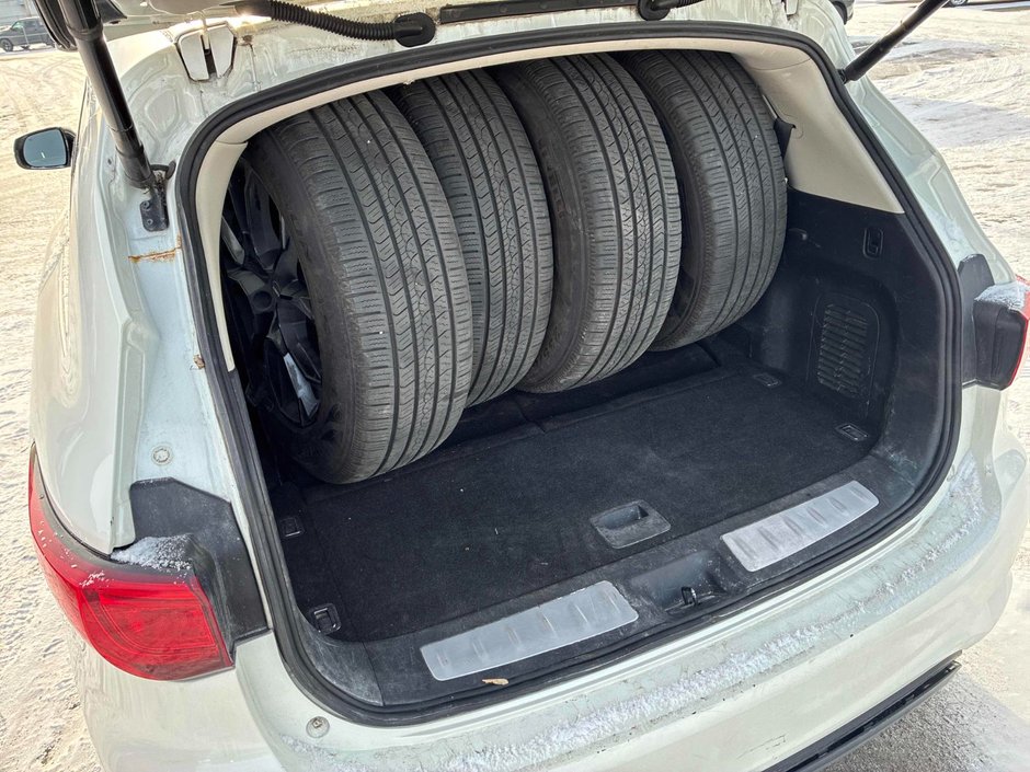 2020 Infiniti QX60 Luxe AWD Toit-Ouvrant-1