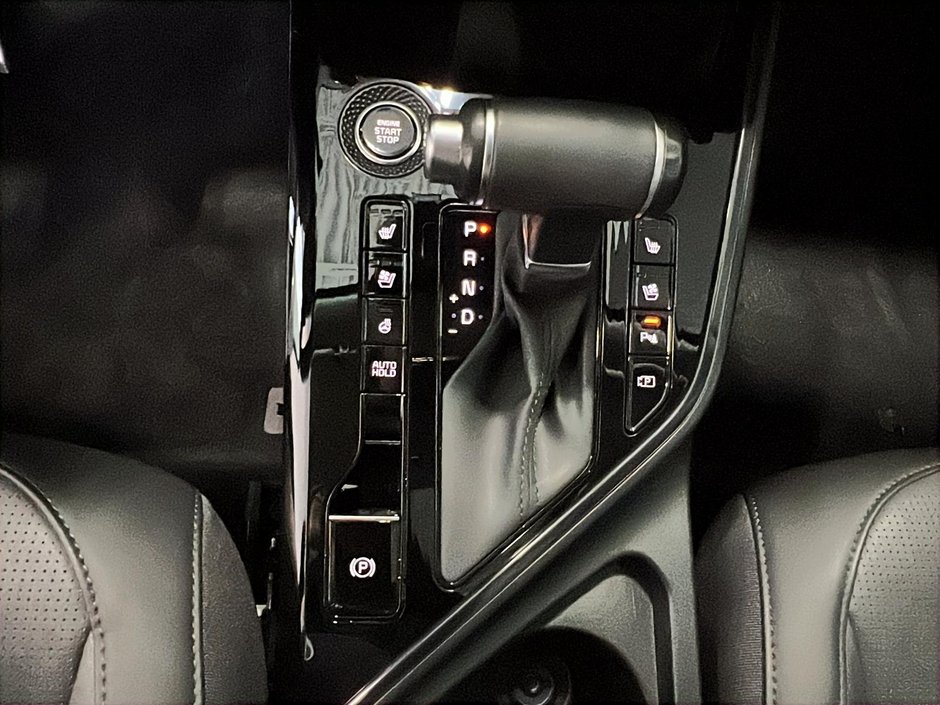 Kia Niro SX HYBRID 2025-12