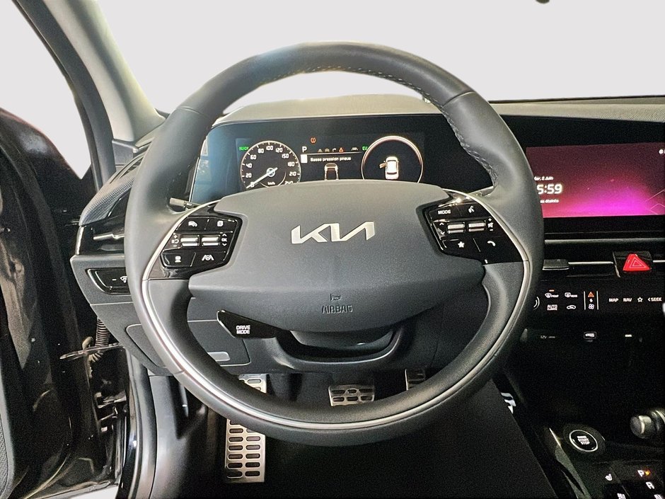 Kia Niro SX HYBRID 2025-10