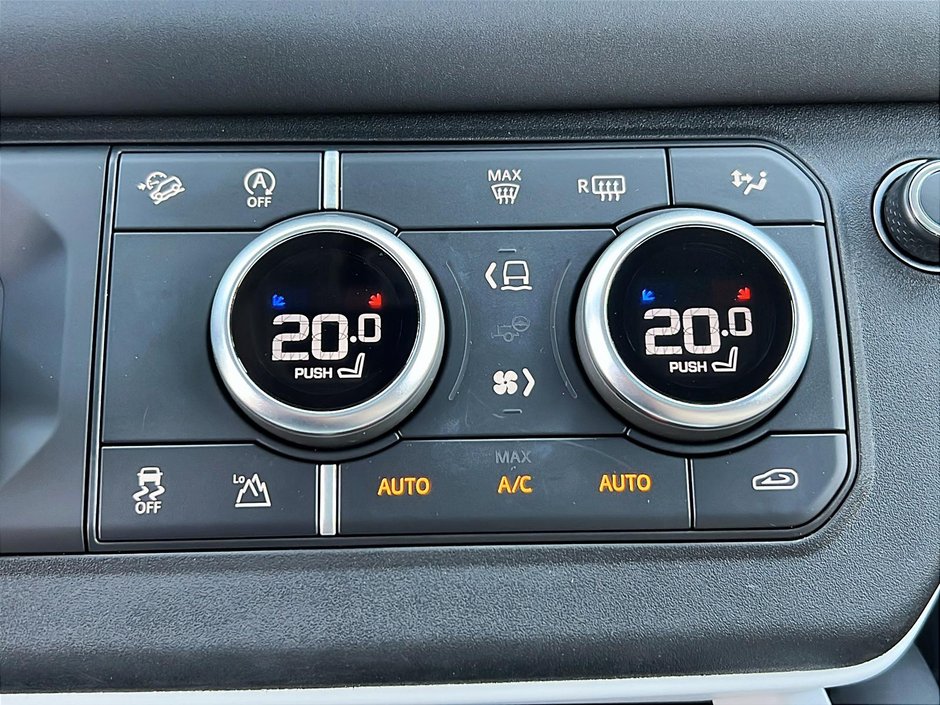 2025 Land Rover Defender 110 S-14