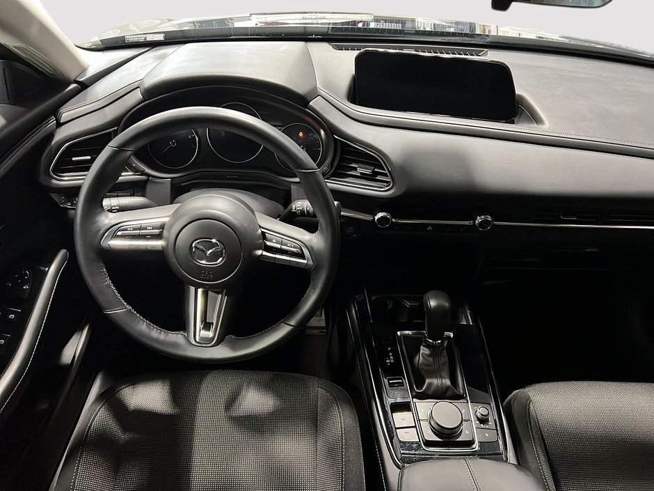 2022 Mazda CX-30 GS-8