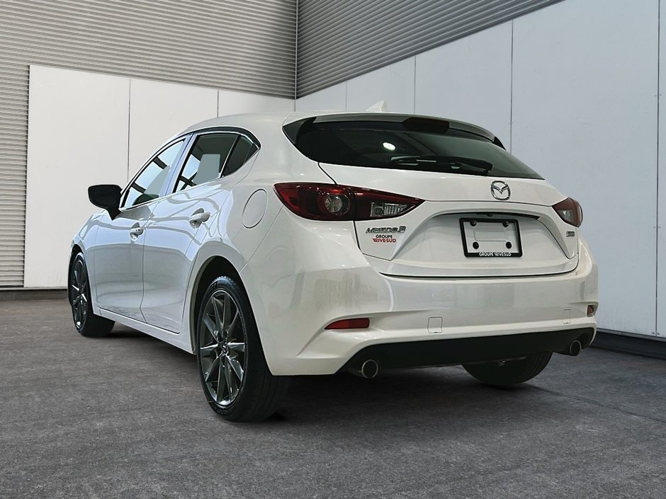 Mazda 3 Sport GT 2018-3
