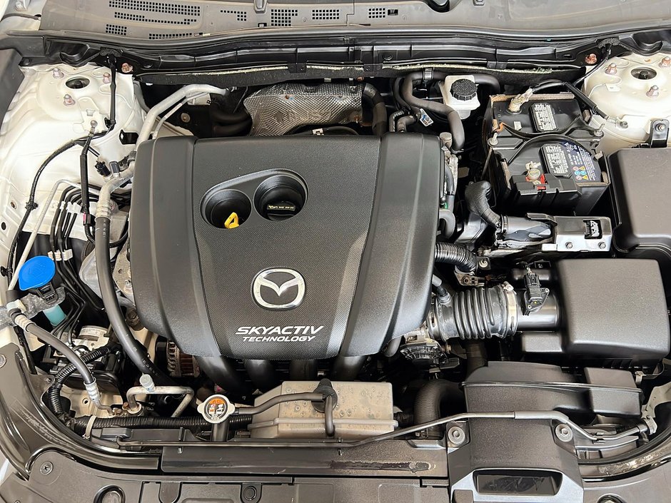 Mazda 3 Sport GT 2018-7