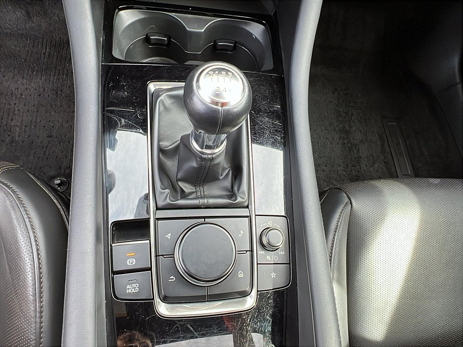 2024 Mazda 3 Sport GT-12