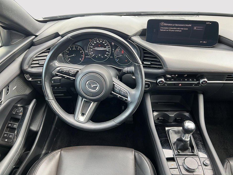 2024 Mazda 3 Sport GT-8