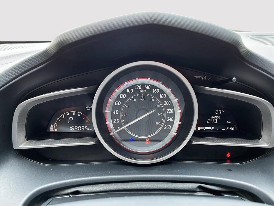 2014 Mazda 3 GS-SKY-13