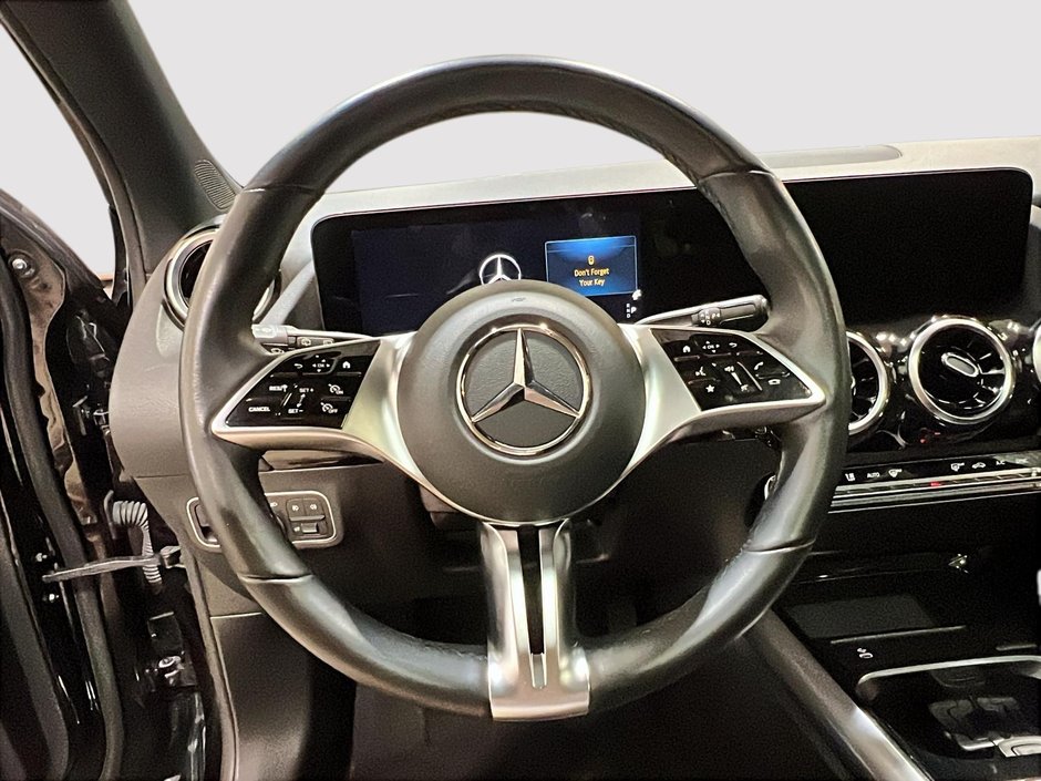 2026 Mercedes-Benz GLA 250-10