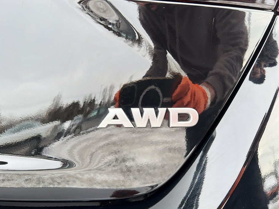 2023 Nissan Altima SR AWD MODEL SPORT-14