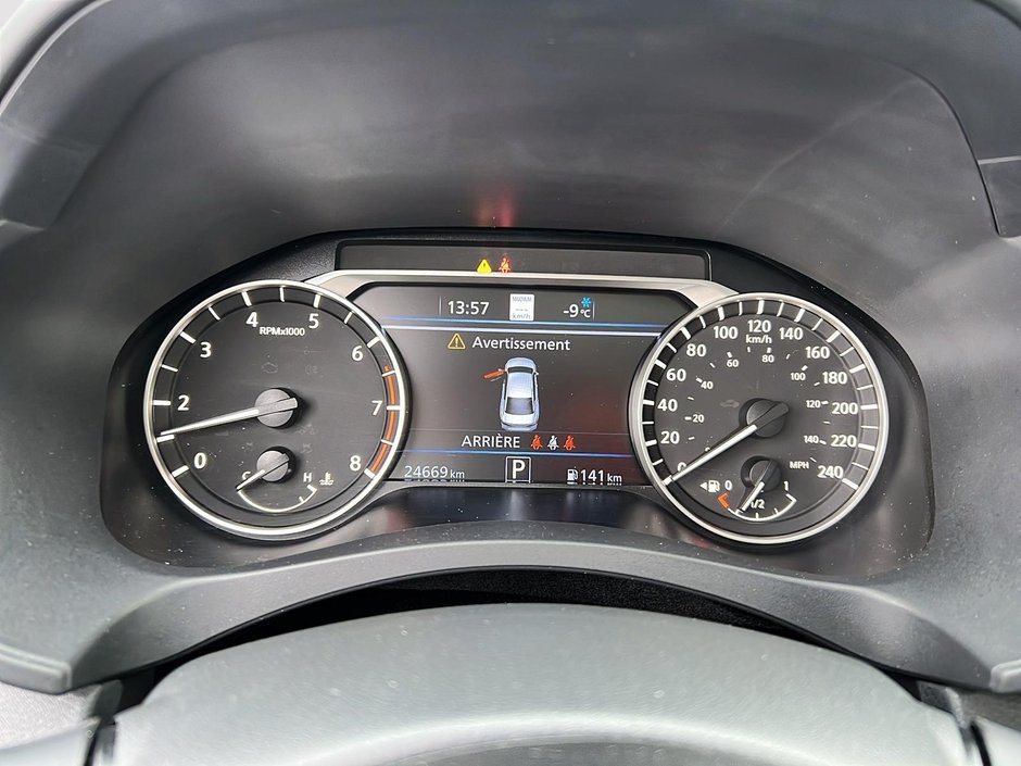 2023 Nissan Altima SR AWD MODEL SPORT-12