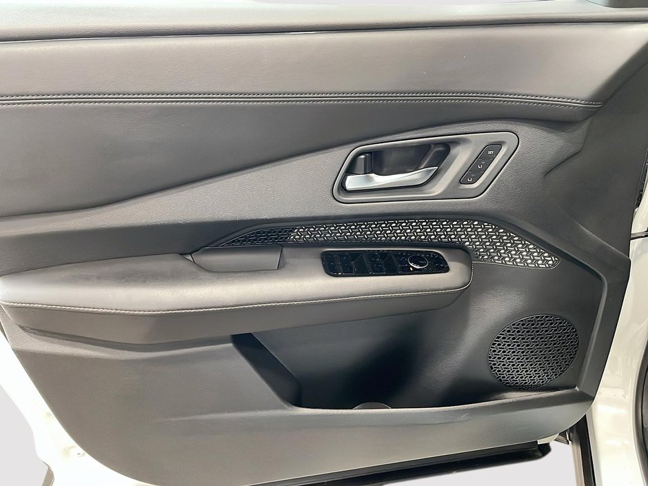 Nissan ARIYA EVOLVE E-4ORCE 2023-10