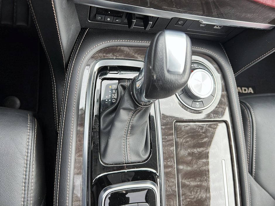 2023 Nissan Armada Platinum-12