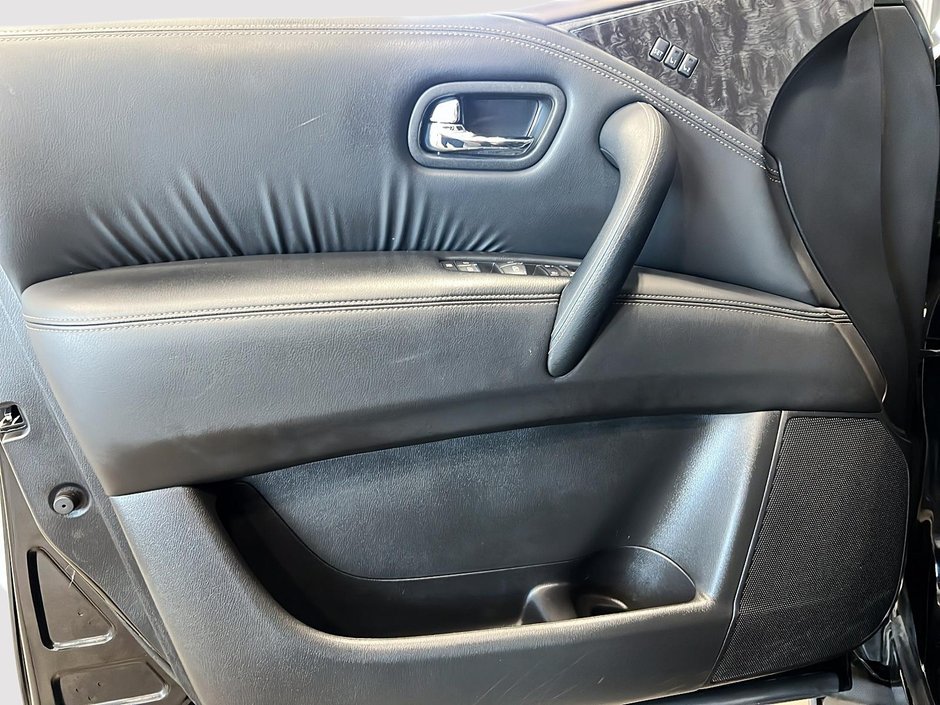 Nissan Armada Platinum 2023-9