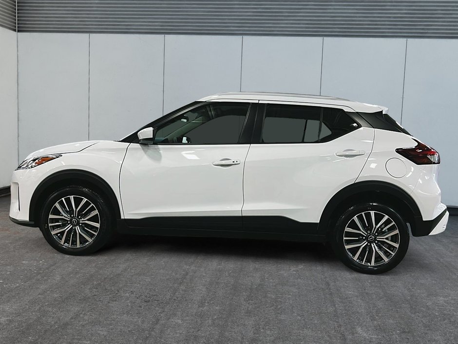 2025 Nissan Kicks Play SV-4
