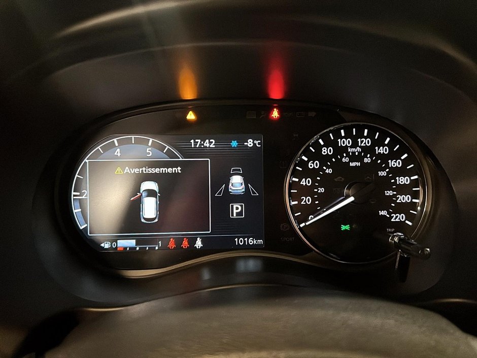 2025 Nissan Kicks Play SV-11