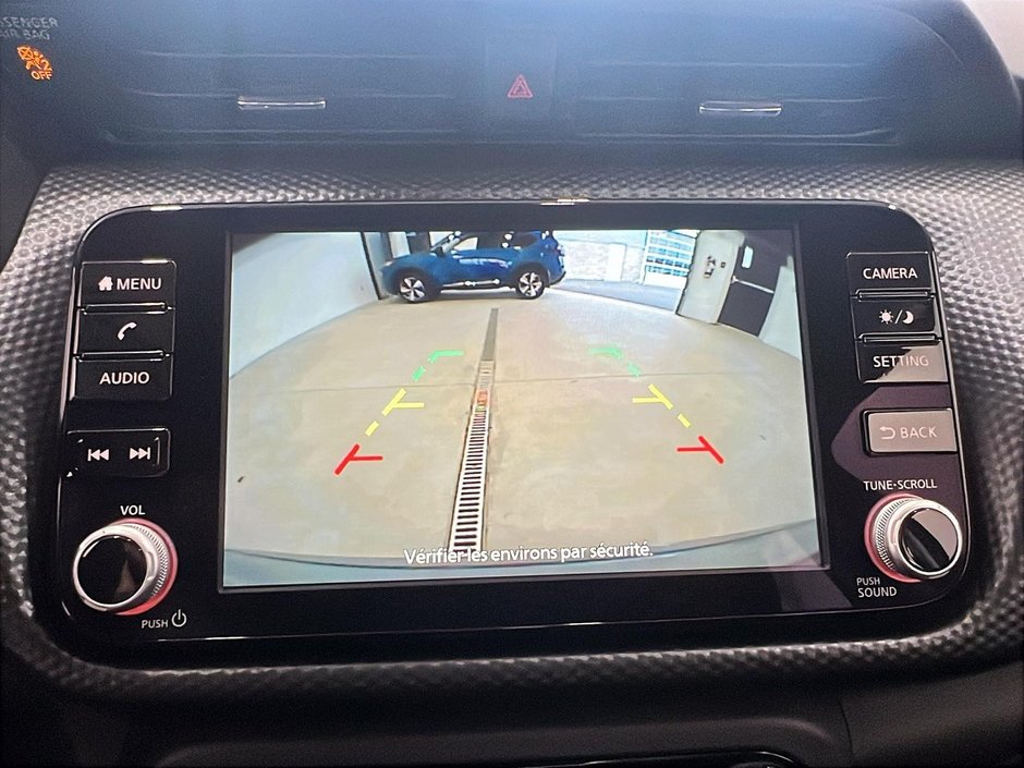 Nissan Kicks Play SV 2025-15
