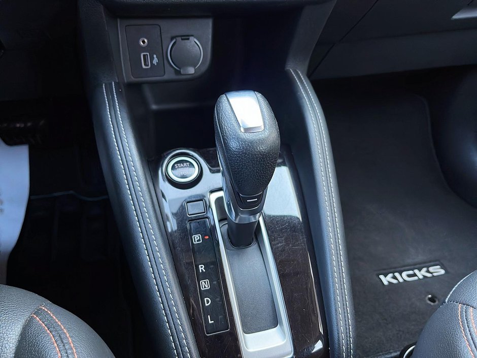 2020 Nissan Kicks SR-14