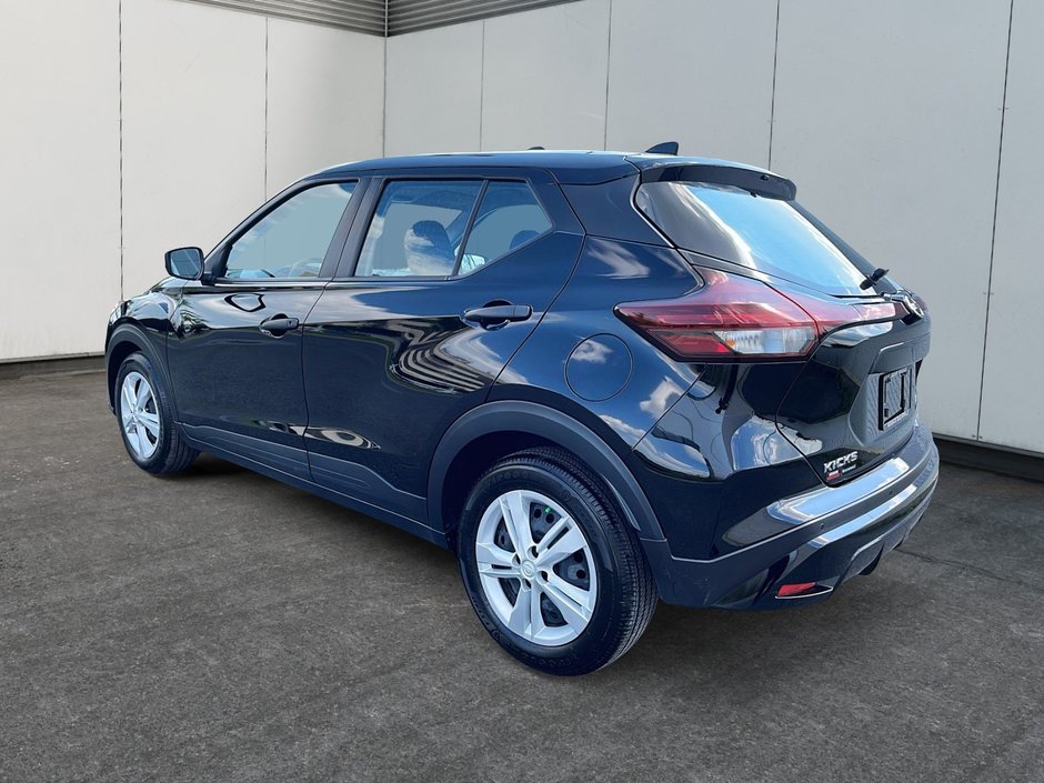 2021 Nissan Kicks S-3