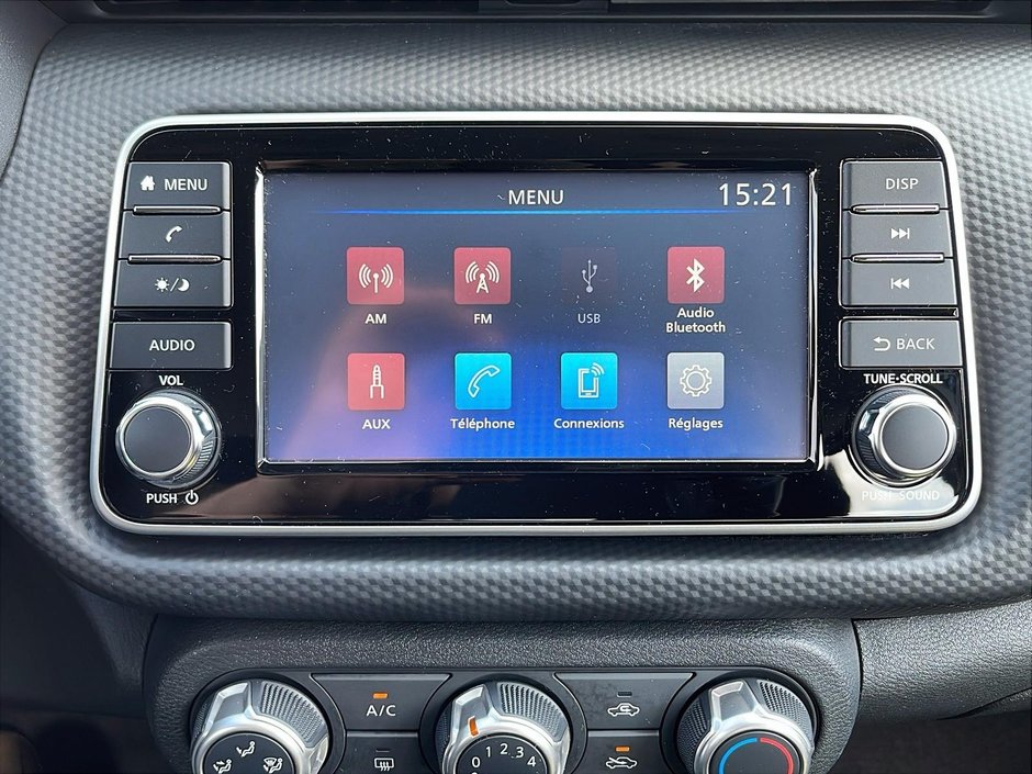 2021 Nissan Kicks S-16