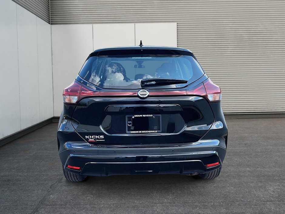 2021 Nissan Kicks S-2