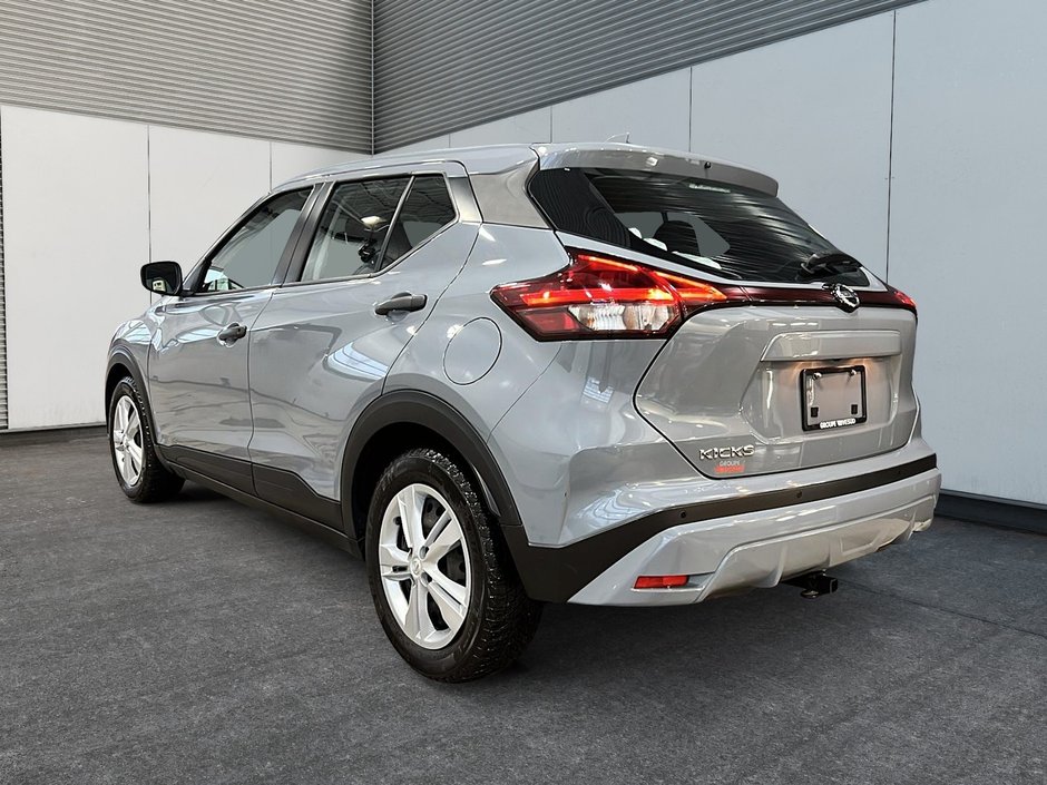 2021 Nissan Kicks S-3