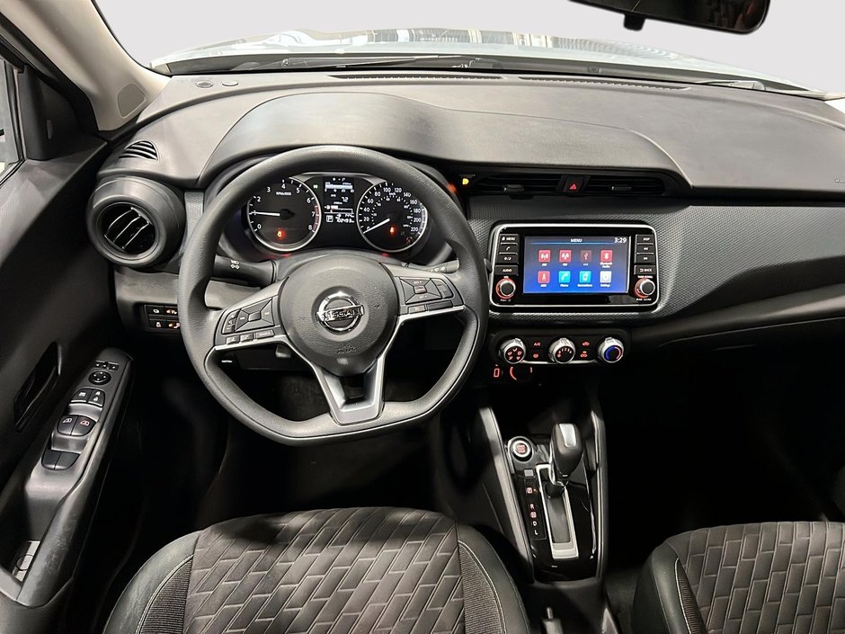 2021 Nissan Kicks S-8