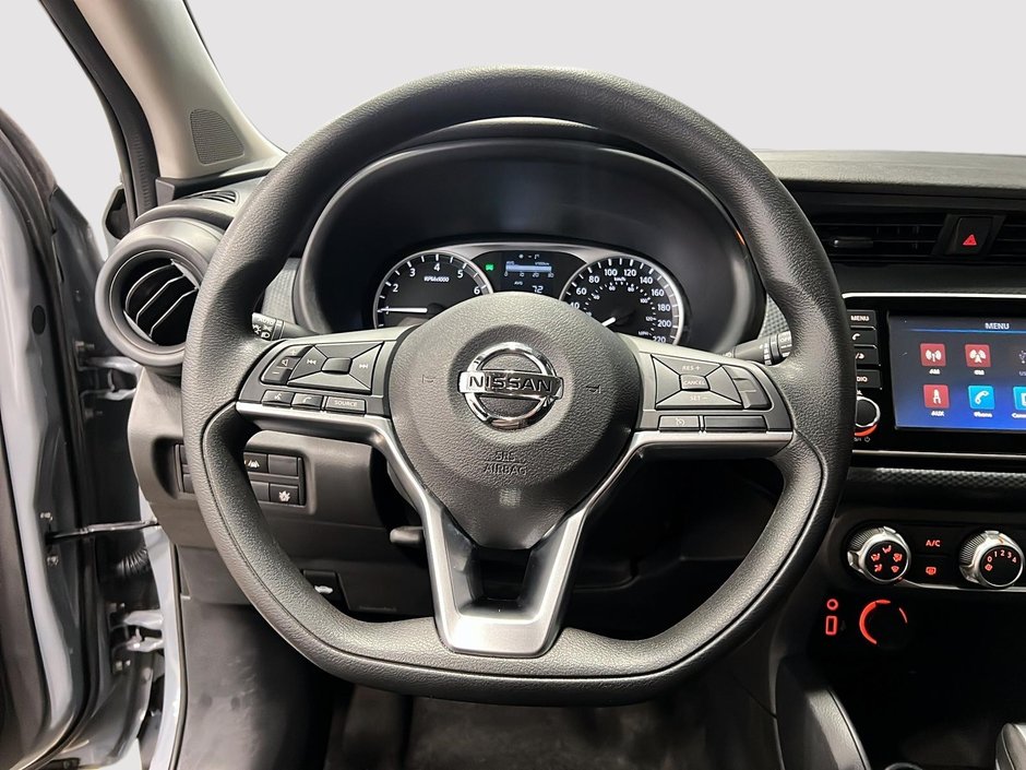 2021 Nissan Kicks S-10